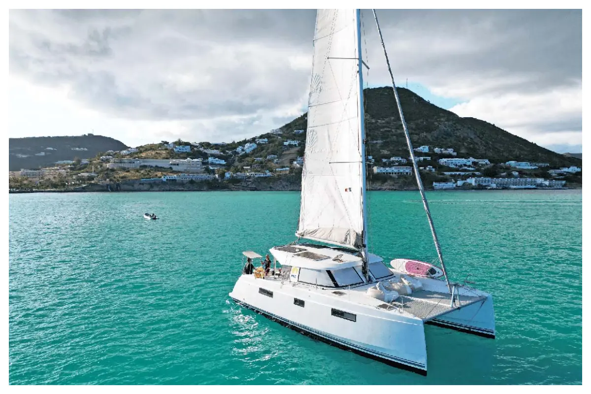 Be Happy, Nautitech 40 Open Sail Catamaran - Day Charter SXM I